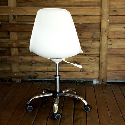 Кресло компьютерное ZiP-mebel Кресло компьютерное Смузи Хром белый/бежевый арт. Z0019CRA02