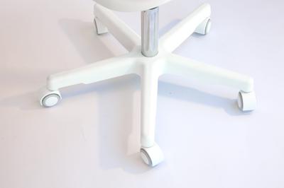 Кресло компьютерное ZiP-mebel Кресло компьютерное Смузи белый/гусиная лапка арт. Z001900A11