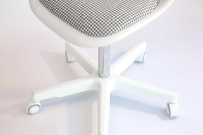 Кресло компьютерное ZiP-mebel Кресло компьютерное Смузи белый/гусиная лапка арт. Z001900A11