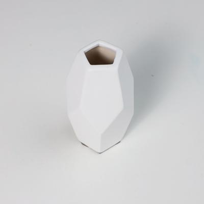 Ваза AksHome Ваза керамическая EASY, белый, 5*15см арт. ZN-381548