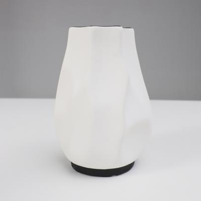 Ваза AksHome Ваза керамическая WINSOR, белый, 13*13*20см арт. ZN-381601