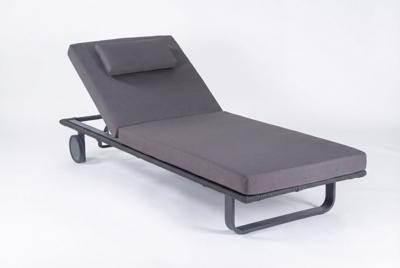 Мебель IDEAL PATIO Шезлонг КОСТА С на колесах, каркас карбон, матрас антрацит (с подушкой) арт. CST.3015001