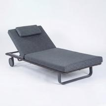 Мебель IDEAL PATIO Шезлонг КОСТА С на колесах, каркас карбон, матрас маренго (с подушкой) арт. CST.3017001
