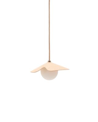 Подвесной светильник La Forma (ех Julia Grup) Потолочный светильник Wilara из дуба с шаром из белого матового стекла арт. 262139